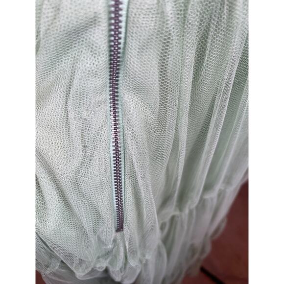 ALICE + OLIVIA Chara Tulle Scoop Neck Pistachio Green Midi Dress Size 8 - Picture 9 of 13
